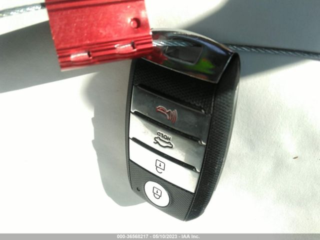 5XXGT4L32KG289211 KIA Optima S