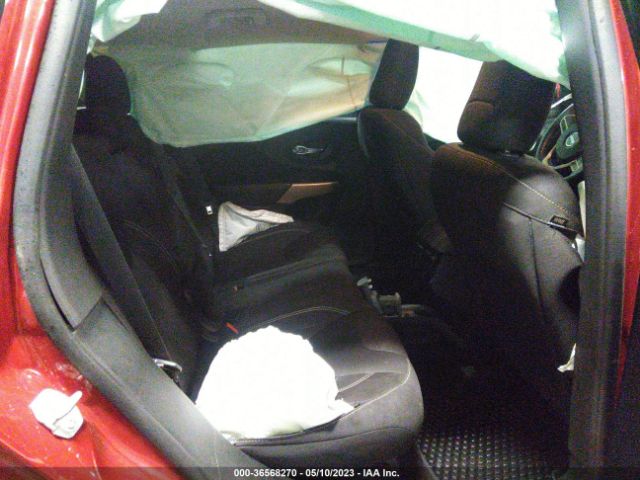 1C4PJLCB4HW607795 Jeep Cherokee Latitude