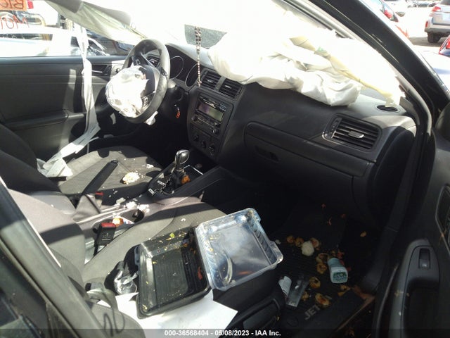 3VW2K7AJ9FM253811 Volkswagen Jetta Sedan 2.0l S