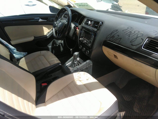 3VWL17AJXFM410298 Volkswagen Jetta Sedan 1.8t Sel