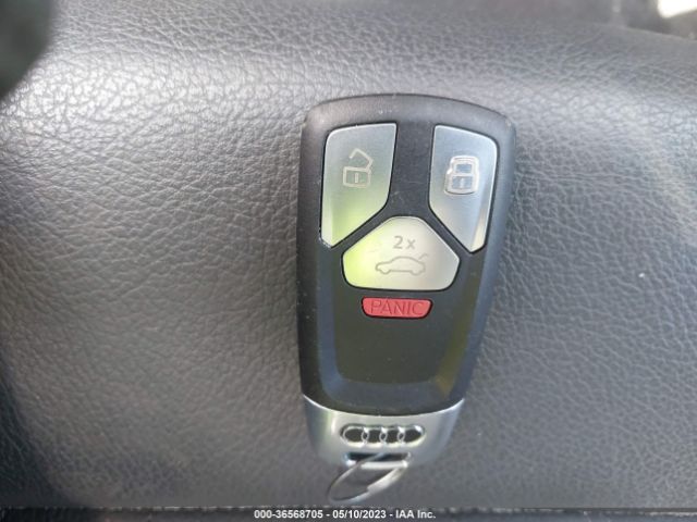 WA1G2AFYXL2089817 Audi Q5 PREMIUM