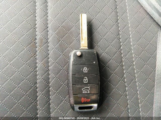 5XYPG4A34JG386122 KIA SORENTO LX