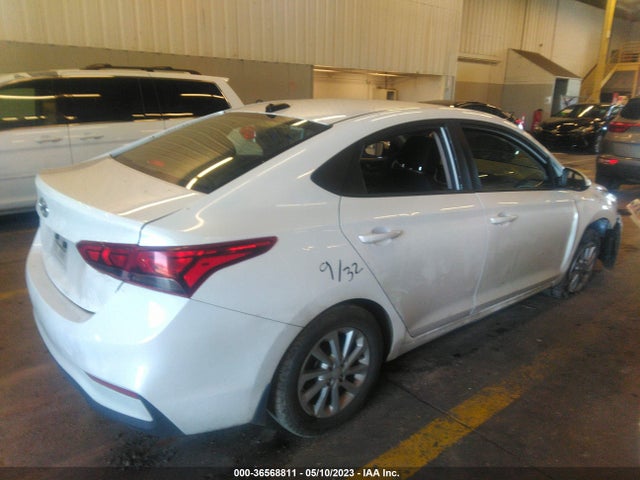 Hyundai Accent Sel 2018 3KPC24A37JE028412 Image 4
