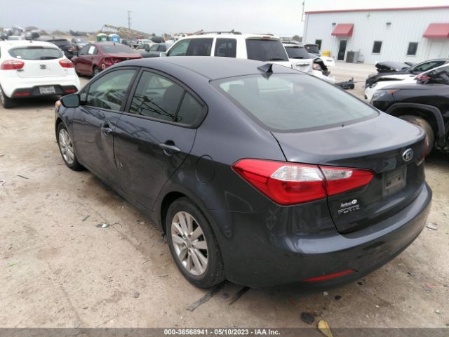KNAFX4A62G5608077 KIA FORTE LX