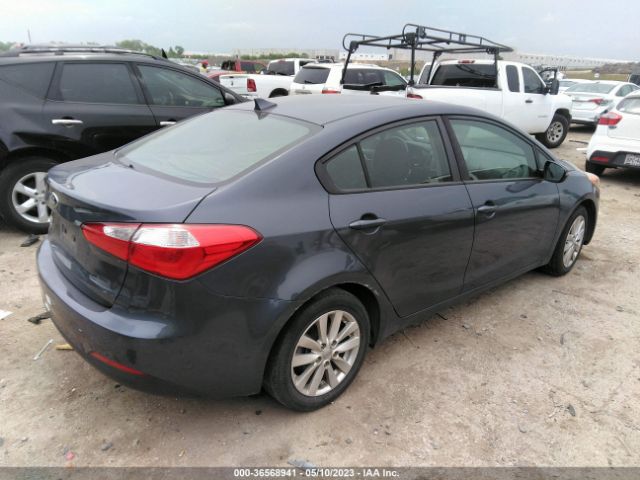 KNAFX4A62G5608077 KIA FORTE LX