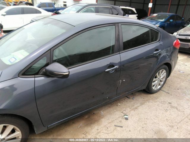 KNAFX4A62G5608077 KIA FORTE LX