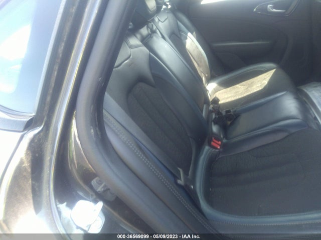 1C3CCCBG4GN134527 Chrysler 200 S
