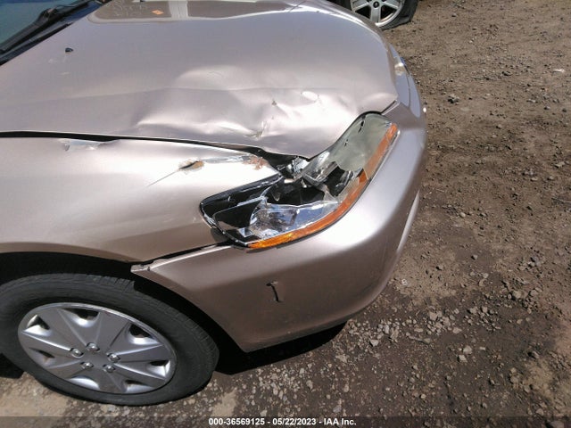 2000 HONDA ACCORD SDN LX VIN: 1HGCG5642YA155687