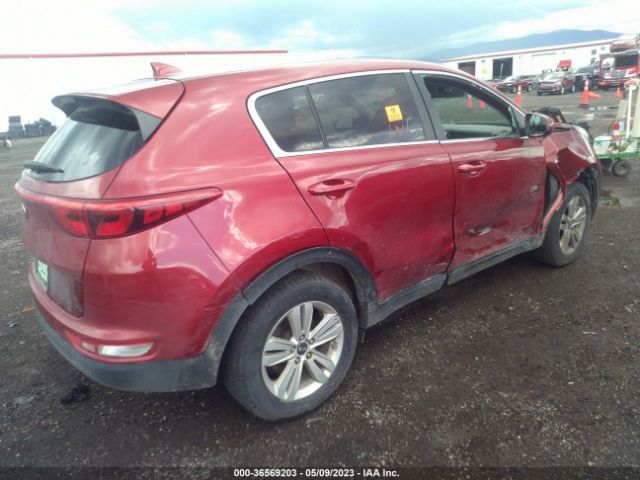 KNDPMCAC4H7055938 KIA Sportage Lx
