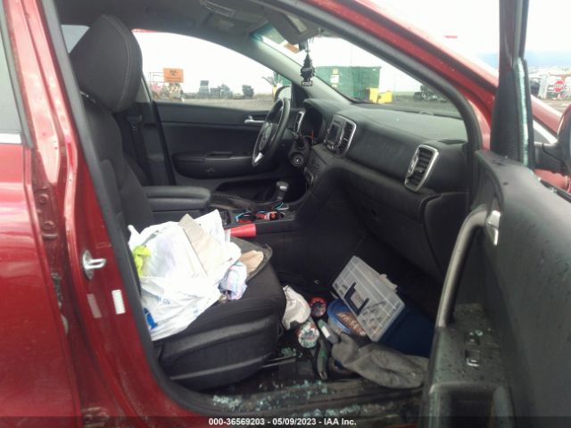 KNDPMCAC4H7055938 KIA Sportage Lx