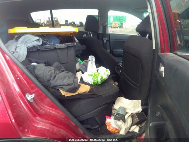 KNDPMCAC4H7055938 KIA Sportage Lx
