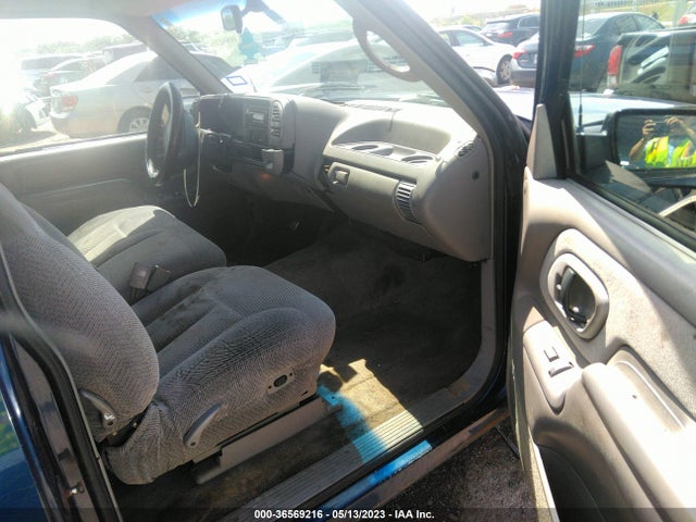 1996 CHEVROLET GMT-400 C1500 VIN: 1GCEC19MXTE106097