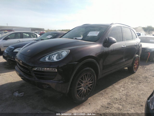 2011 PORSCHE CAYENNE WP1AB2A2XBLA48700 Photo 1