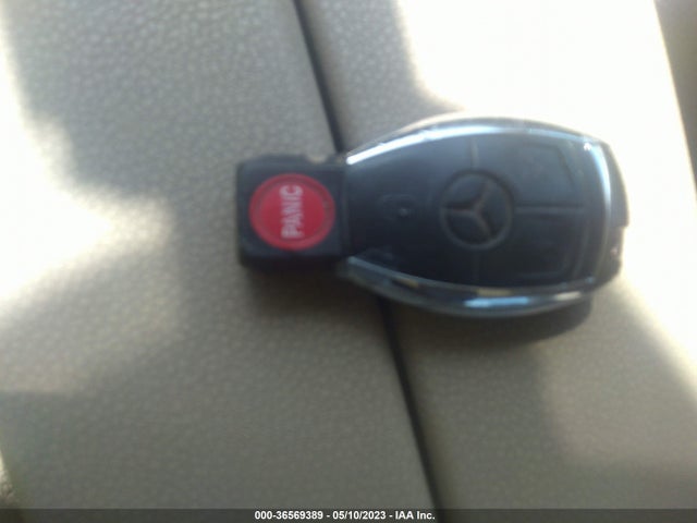 2009 MERCEDES-BENZ C-CLASS 3.0L LUXURY VIN: WDDGF54X99R051108
