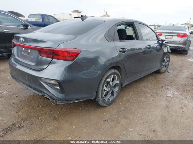 3KPF24AD7ME376768 KIA Forte Lxs