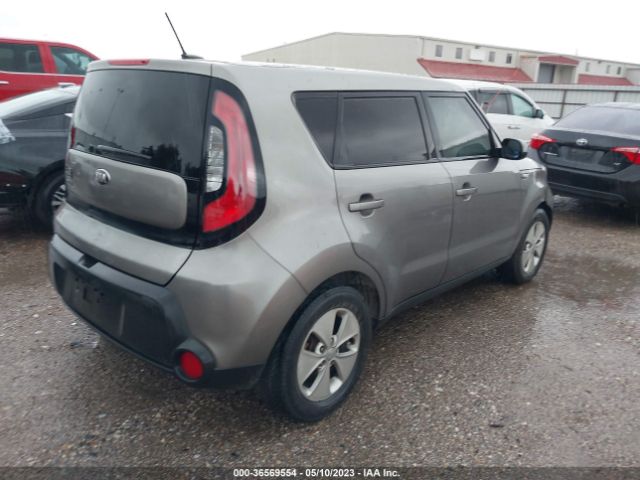 KNDJN2A2XE7038125 KIA Soul Base