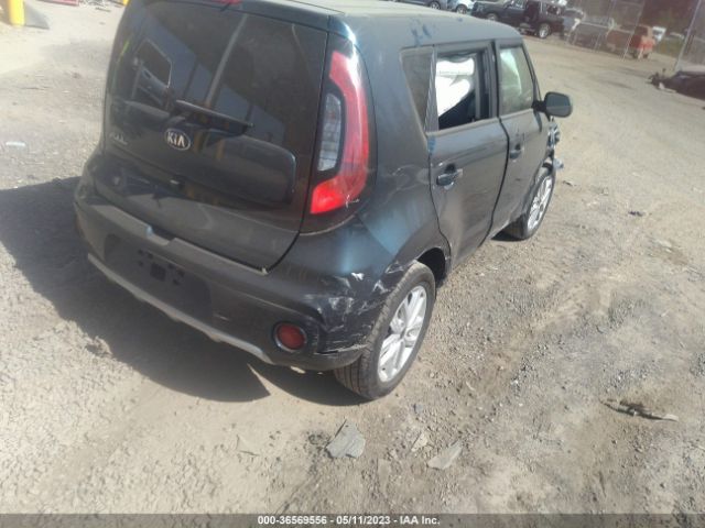 KNDJP3A50J7618147 KIA SOUL +