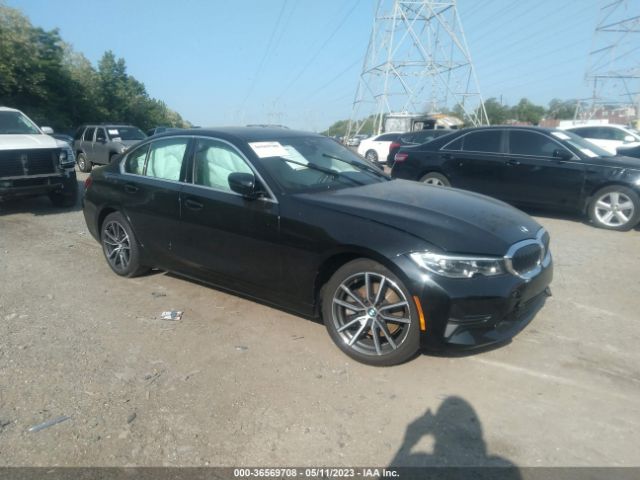 3MW5R7J03M8B71742 auction archive image