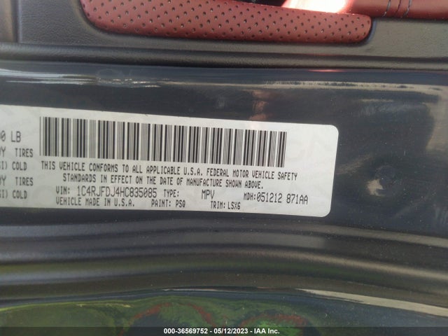 1C4RJFDJ4HC835085 Jeep Grand Cherokee Srt