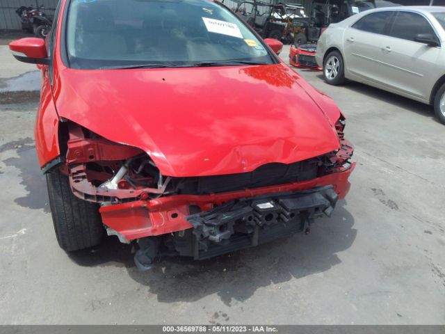 1FADP3F27EL277389 Ford FOCUS SE