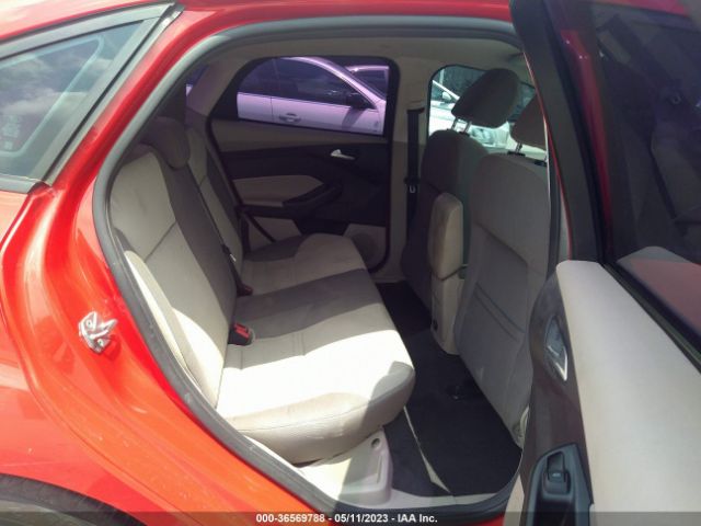 1FADP3F27EL277389 Ford FOCUS SE