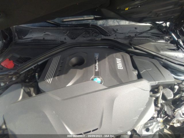 WBA8B9G31HNU52228 BMW 3 Series 330i