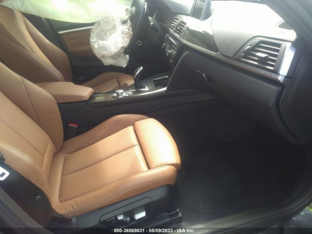 WBA8B9G31HNU52228 BMW 3 Series 330i