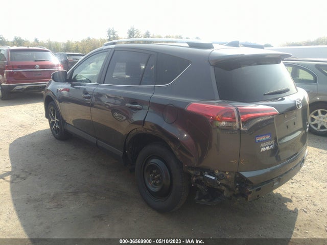 Toyota RAV4 SE 2017 JTMJFREV0HJ138753 Image 4
