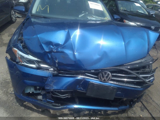1VWAT7A3XHC010345 Volkswagen Passat 1.8t S