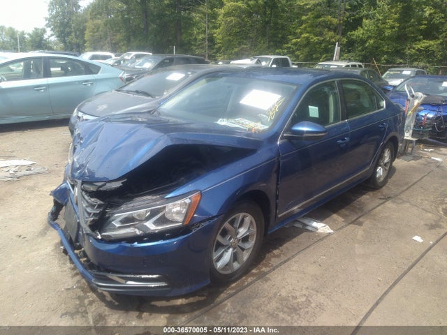 1VWAT7A3XHC010345 Volkswagen Passat 1.8t S