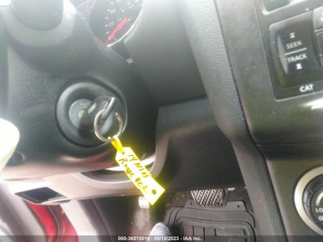 JN8AS5MT5EW601378 Nissan Rogue Select S