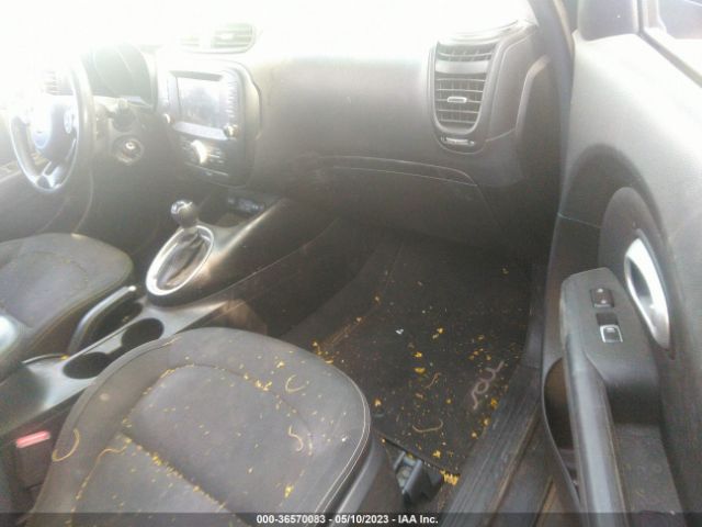 KNDJP3A55J7616698 KIA SOUL +