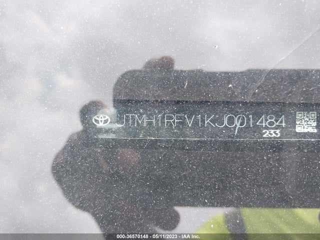 Toyota RAV4 LE 2019 JTMH1RFV1KJ001484 Image 11
