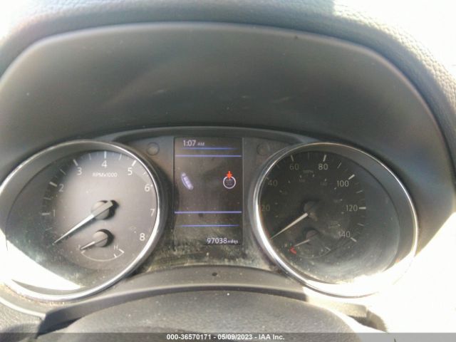 5N1AT2MT8JC778604 Nissan ROGUE SV