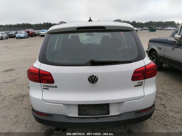 WVGBV7AX2HK054684 Volkswagen TIGUAN
