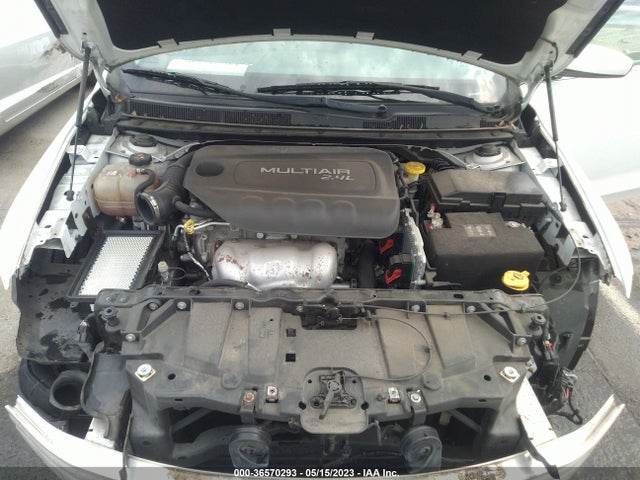 1C3CCCABXFN638889 Chrysler 200 Limited