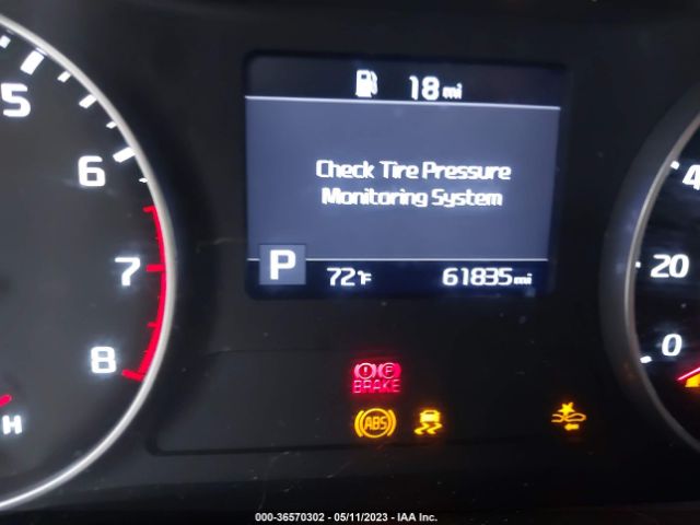 KNDEU2AA4M7046148 KIA SELTOS S
