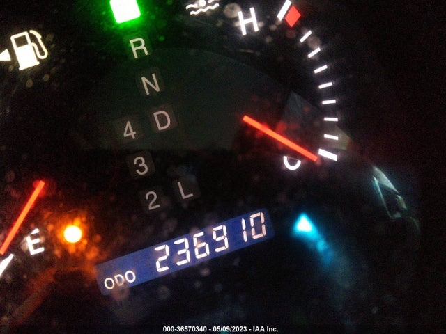 2004 LEXUS ES 330 VIN: JTHBA30GX40012438