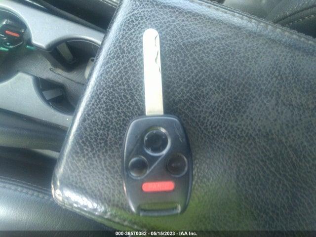 2005 HONDA ACCORD SDN EX-L VIN: 1HGCM56885A006286