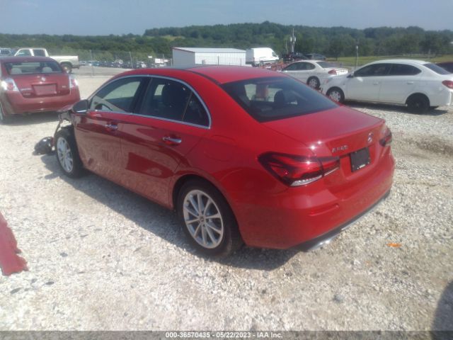 WDD3G4FB1KW025679 Mercedes-Benz A-class A 220
