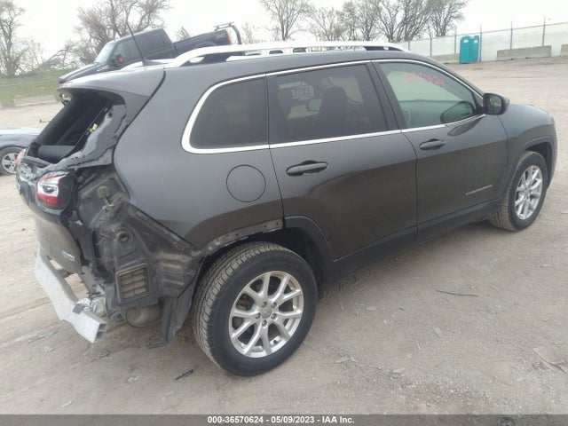 1C4PJLCB2GW274494 Jeep Cherokee Latitude