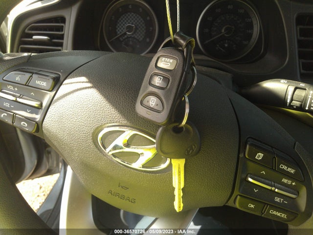 Hyundai ELANTRA SEL 2020 KMHD84LF7LU106102 Image 3