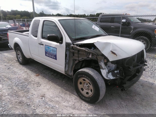 2016 1N6BD0CT4GN724691 main image