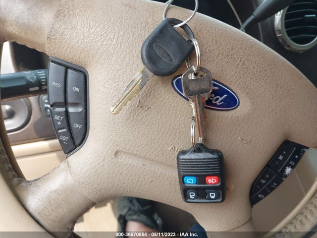 2004 FORD EXPEDITION EDDIE BAUER VIN: 1FMPU17L44LB77854