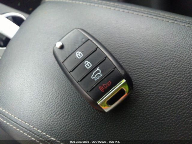 KNDPM3AC9L7738842 KIA Sportage Lx
