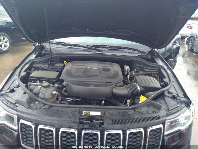 1C4RJEBGXJC368567 Jeep Grand Cherokee