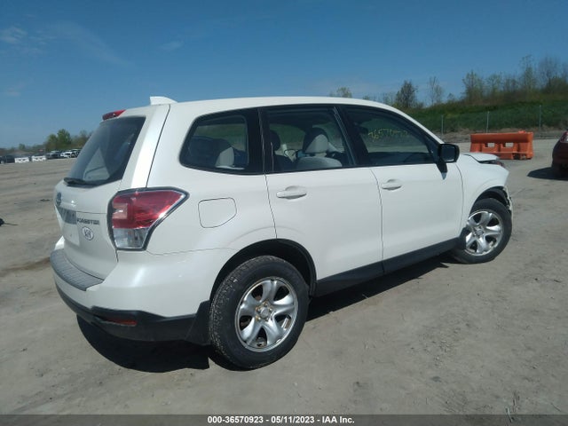 JF2SJAAC0JG433509 Subaru Forester