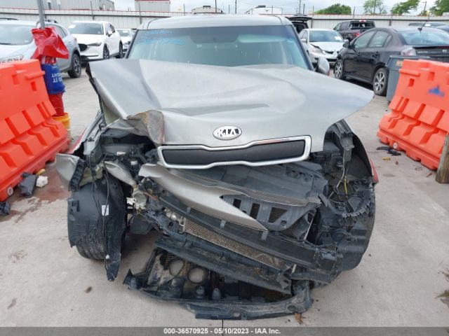 KNDJN2A26E7096152 KIA Soul Base