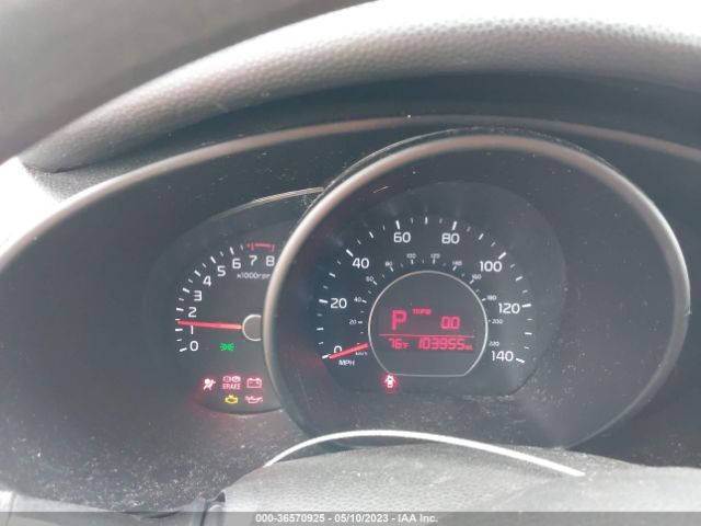 KNDJN2A26E7096152 KIA Soul Base