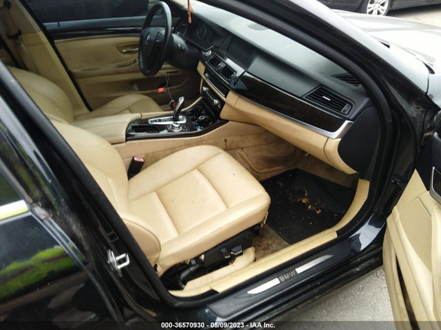 2011 BMW 5 SERIES 528I VIN: WBAFR1C56BC741572